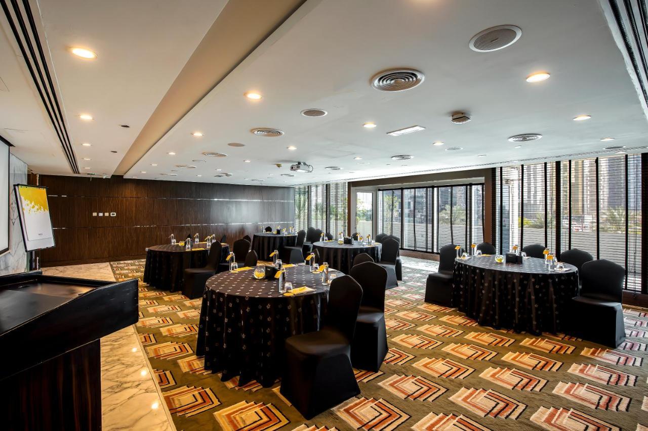 Voco - Bonnington Dubai By Ihg Hotel Exterior photo